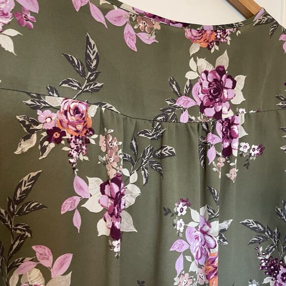 Torrid Top Women's Floral Print 1X (14/16) Top Blouse Cottage Core Boho Work - Picture 8 of 11